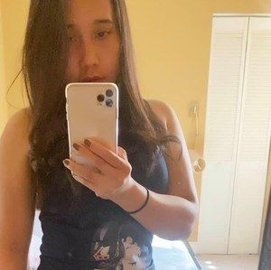 Meet your Posher, Ayu aprilia